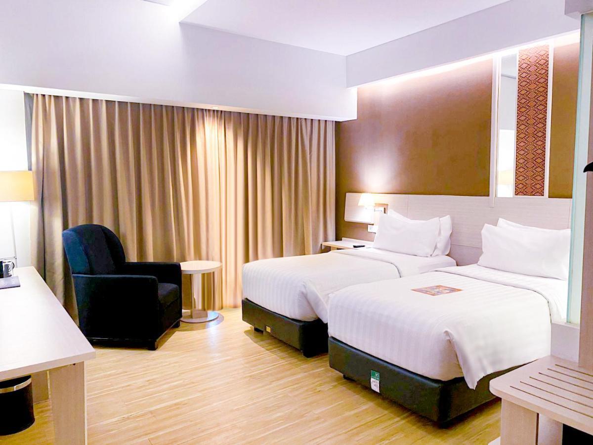 ฮาร์เปอร์ ปาเลมบัง บาย แอสตัน Hotel ภายนอก รูปภาพ
