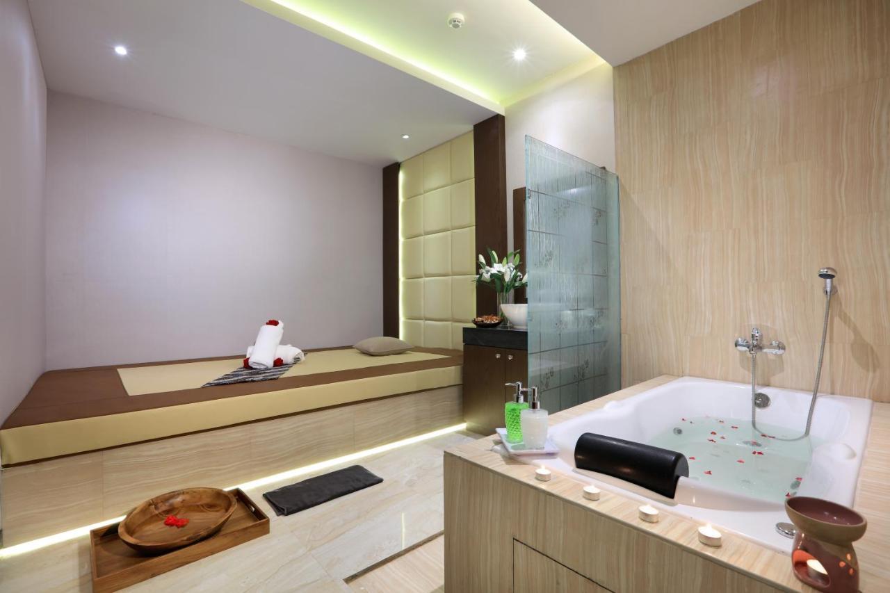 ฮาร์เปอร์ ปาเลมบัง บาย แอสตัน Hotel ภายนอก รูปภาพ