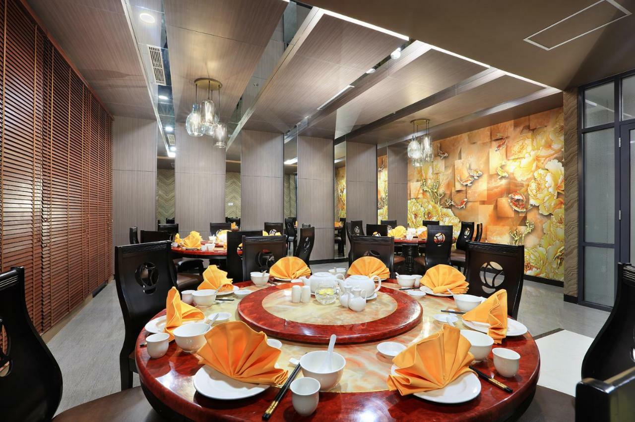 ฮาร์เปอร์ ปาเลมบัง บาย แอสตัน Hotel ภายนอก รูปภาพ